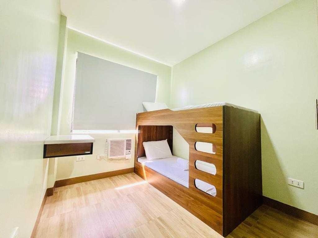 Oyo 1008 Armond Bed And Breakfast 막탄 외부 사진