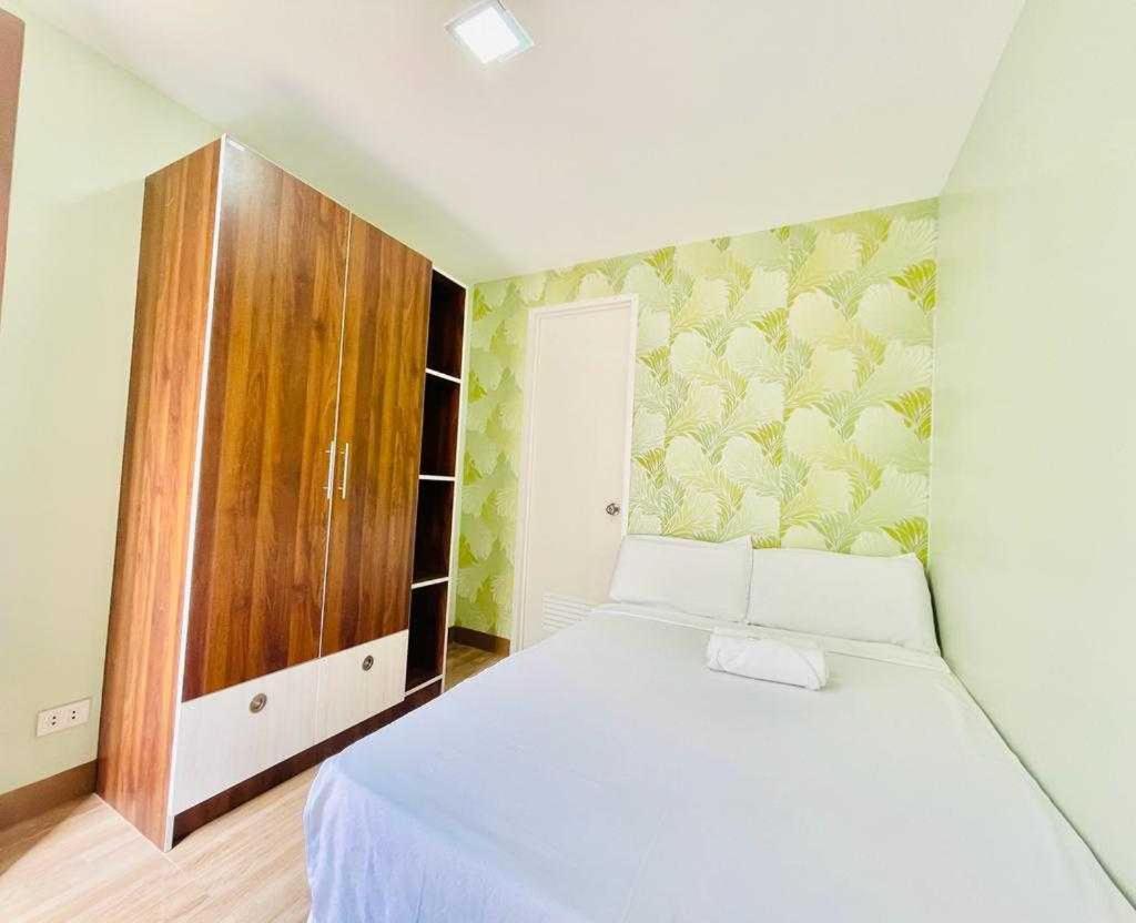 Oyo 1008 Armond Bed And Breakfast 막탄 외부 사진