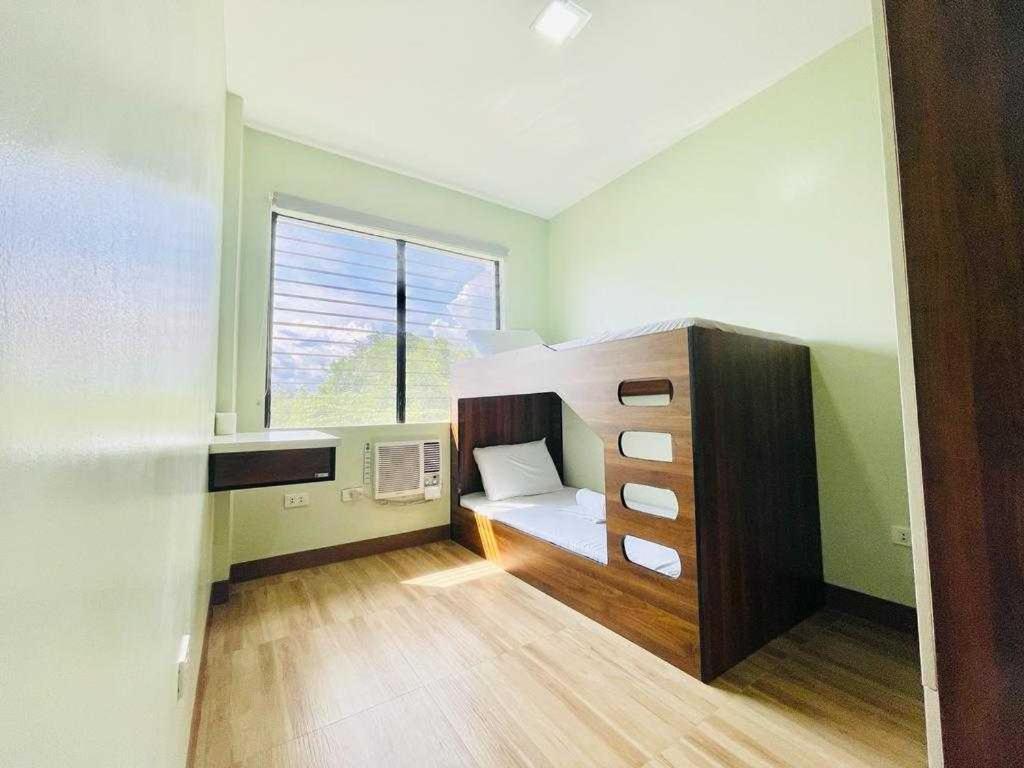 Oyo 1008 Armond Bed And Breakfast 막탄 외부 사진